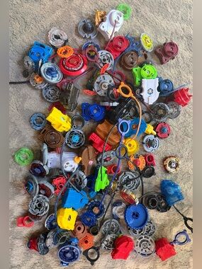 Massive Beyblade Metal Fury Toy Lot Tops Launchers Grips Vintage Y2K Collectors